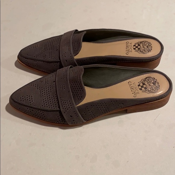 *SOLD*Vince Camuto Kaylana Leather Mule Loafer 8.5 - Picture 2 of 6